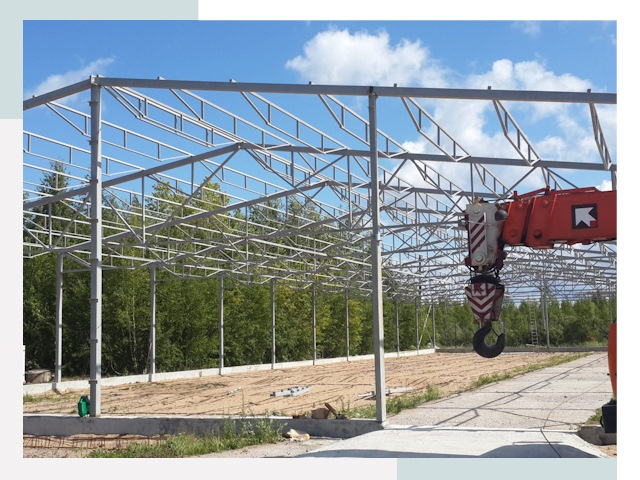 Строительство конюшен в Искитим от 612 руб. под ключ