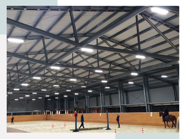 Строительство конных манежей от 612 руб в Искитим