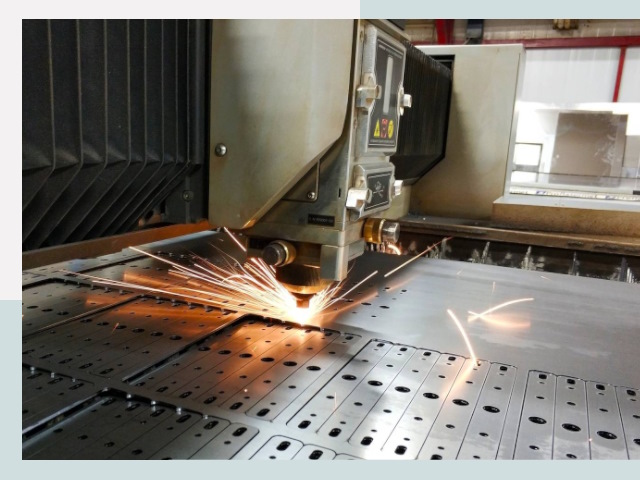Лазерная резка металла в Искитиме от 612 руб.